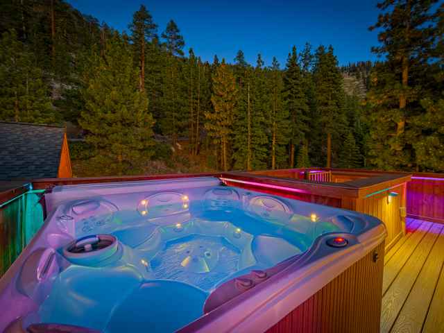 prop_1639_1782748452_17_bedroom_18_bath_sherman_estate_at_heavenly_with_indoor_pool_on_15_acres.jpg