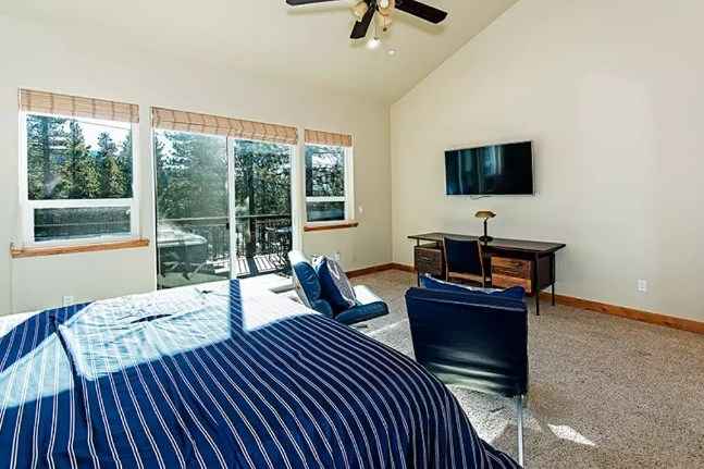 prop_3910_1518552679_6_bedroom_luxury_retreat.jpg