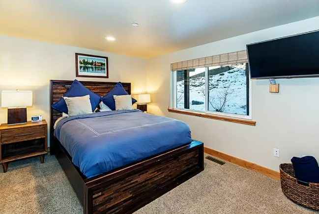 prop_3910_1518552801_6_bedroom_luxury_retreat.jpg