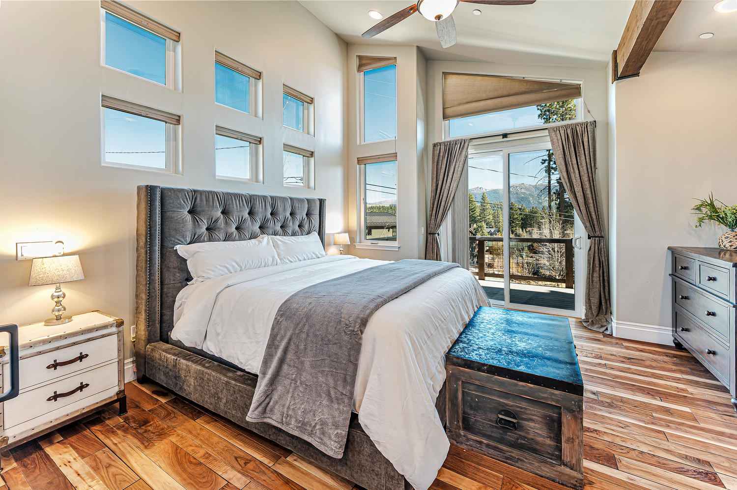 prop_3915_1574705814_6_bedroom_premier_luxury.jpg