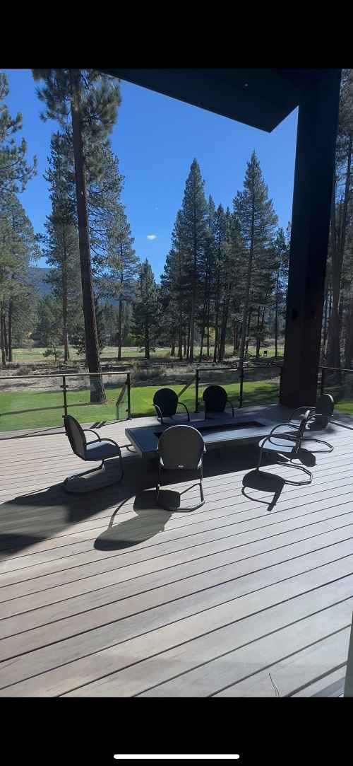 prop_3921_1759946133_10_bedroom_epic_estate_on_1_acre_meadow.jpg